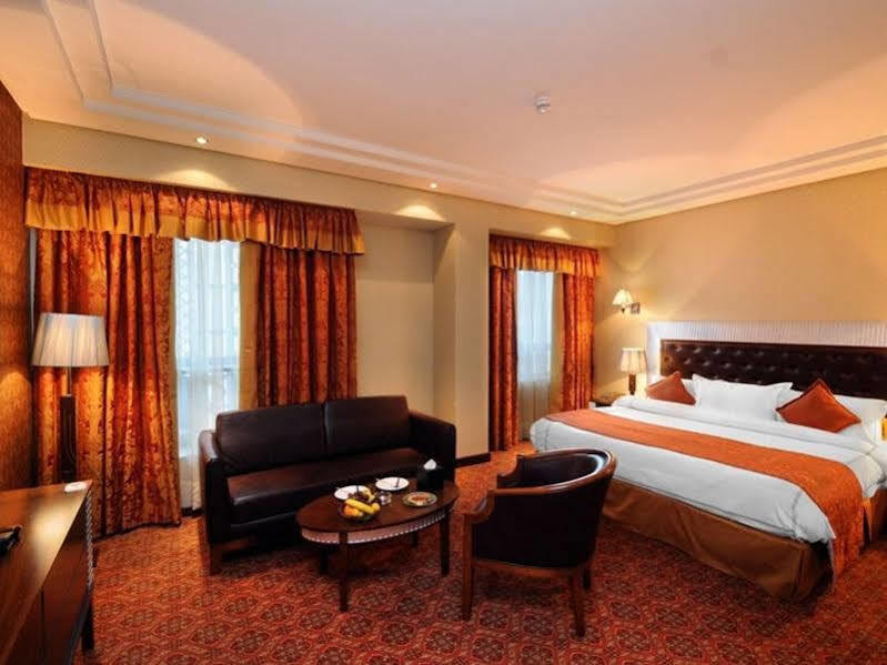 Ruve Al Madinah Hotel Medina Esterno foto
